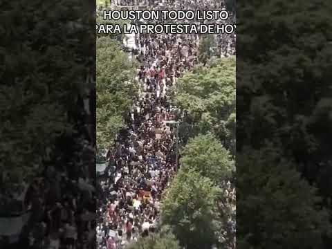 Protesta en Houston #mexicanos #latinoamerica