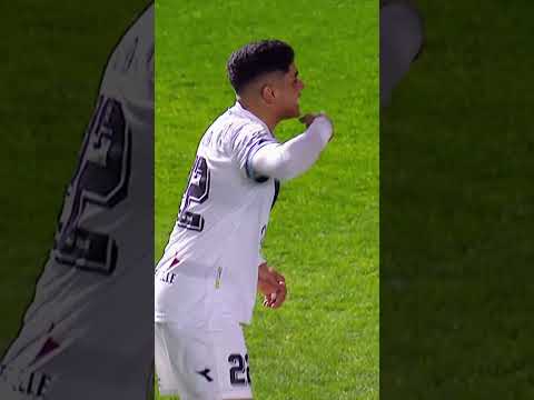 ¡PARA CERRAR EL ESTADIO! Claudio Aquino y el gol de la fecha para Vélez ante Banfield | #Shorts