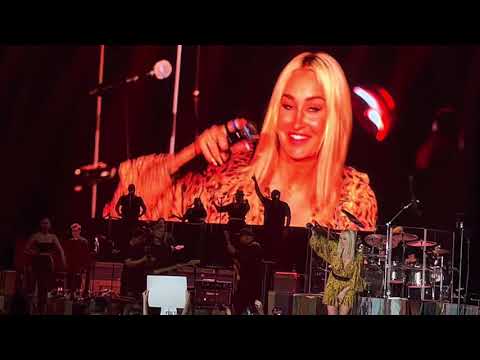 Sarah Connor - Deutsches Liebeslied (live @ Wiesbaden 09.06.2022)