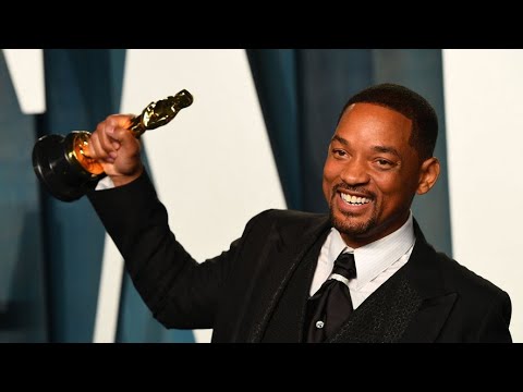 Will Smith frappe Chris Rock sur scène : l'acteur devra-t-il rendre l'Oscar qu'il vient de remport