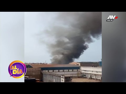 Cercado de Lima: Se registra fuerte incendio en depósito