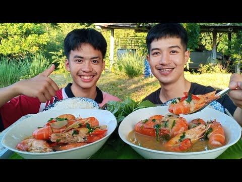 ต้มแซ่บกุ้งตัวใหญ่ๆซดนํ้าร้อน