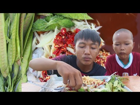 กุ้งสดราดนํ้าจิ้มปลาร้านัวๆ-เผ กุ้งสดราดนํ้าจิ้มปลาร้านัวๆ-เผ