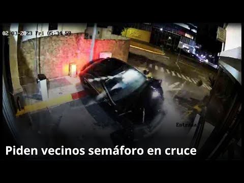 Piden vecinos semáforo en crucero de Valle Oriente | Sierra Madre News