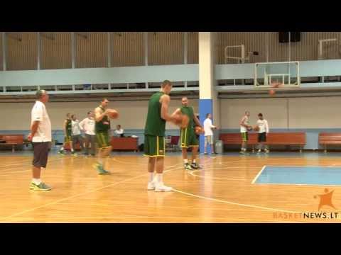 Video: Snaiperis vardu Robertas - 