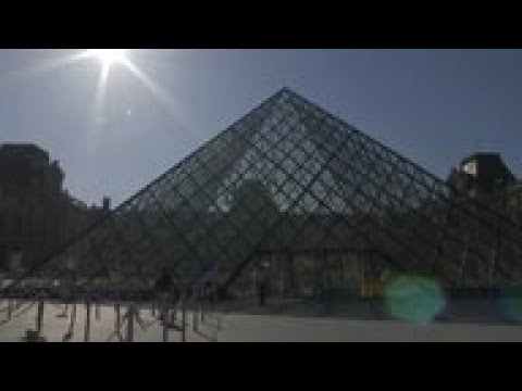 Louvre museum prepares for post-lockdown reopening