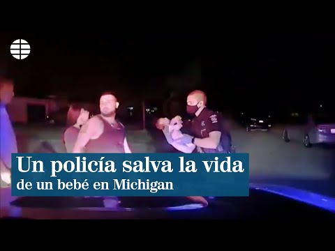 Un policía de Michigan salva la vida de un bebé que se estaba ahogando