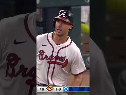 Matt Olsons GRAND SLAM makes it a 7-run 6th inning for the Atlanta Braves!
