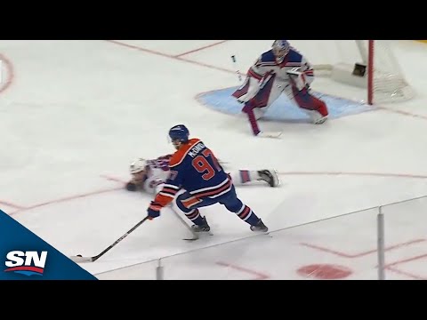 Connor McDavid Displays Unreal Solo Effort For His Second Goal Of Period