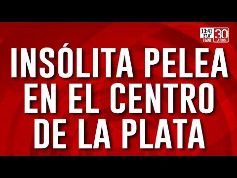 Insólita pelea en el centro de La Plata: dos barras de Gimnasia y Estudiantes a la piñas