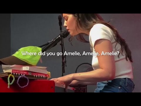 Gracie Abrams - Amelie (Lyrics) | Live Piano Version