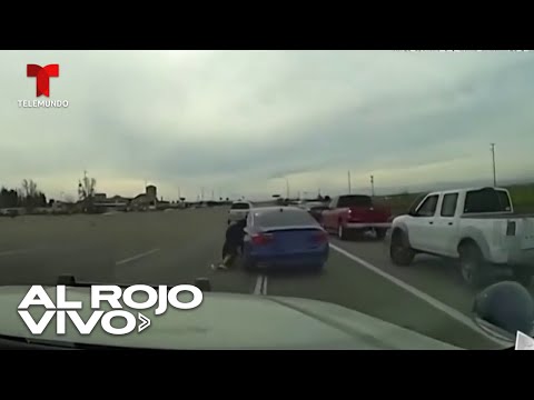 Hombre huye y se mete en sentido contrario en autopista en California