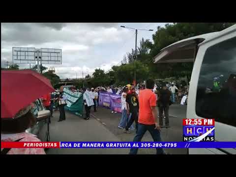 Diversos sectores se movilizan en la capital hondureña contra las Zedes