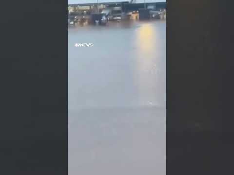 Imagens aéreas mostram aeroporto de Porto Alegre totalmente inundado #shorts