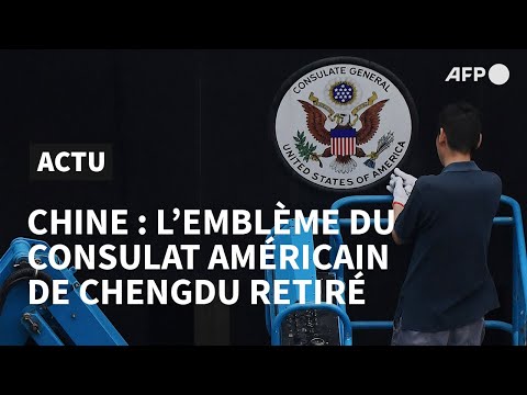 L'emblème des Etats-Unis retiré du consulat américain à Chengdu | AFP Images
