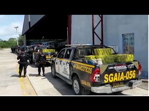 Fuerza Aérea recepciona droga incautada en Petén