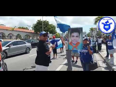 lA bATALLA Contra el Regimen Continuara hasta lo Ultimo! 6ta edición Marcha de las Cruces en Miami
