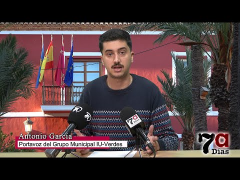 IU denuncia la actitud caciquil de la alcaldesa en el acto de los Mayos