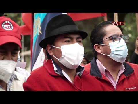 Sindicatos de Ecuador protestan contra alza de precios de combustibles