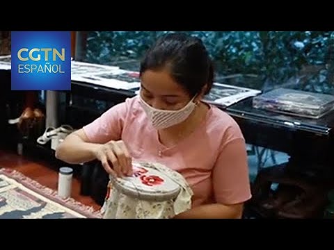 Mascarillas con bordados tradicionales de Vietnam