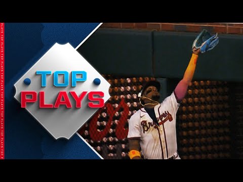 Top MLB Plays of 6/17! (Ronald Acuña Jr.s double play instrumental in Braves W vs. Mets!)