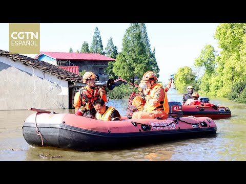 Continúan los esfuerzos para sellar la brecha en el lago Dongting