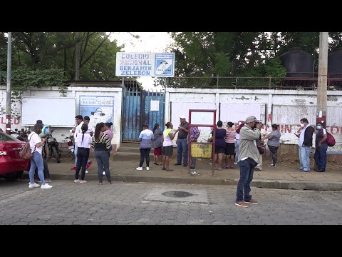 Pobladores del distrito II de Managua participan del sufragio
