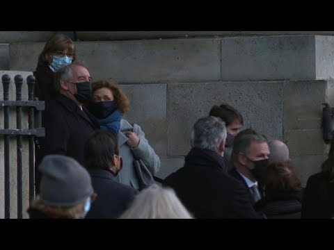 Obsèques de Marielle de Sarnez: Bayrou, Hidalgo, Philippe à la sortie de l'église | AFP Images
