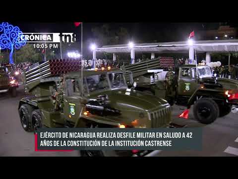 Desfile militar en saludo a los 42 años del Ejército de Nicaragua