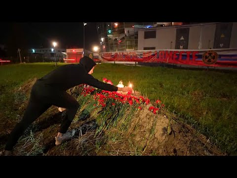 Makeshift Prigozhin memorial in St. Petersburg as officials say Wagner chief aboard crashed plane