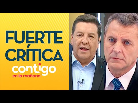 TIENE UN PROBLEMA: JC Rodríguez y Monse Álvarez por Gonzalo De la Carrera - Contigo en La Maña