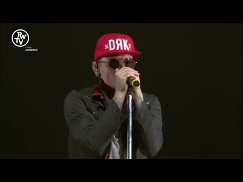 Linkin Park - Talking To Myself (Live 2017)