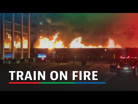 Train on fire barrels through Canadian city | ABS-CBN News