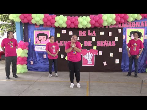 Escuela especial Melania Morales conmemora día de la lengua de señas