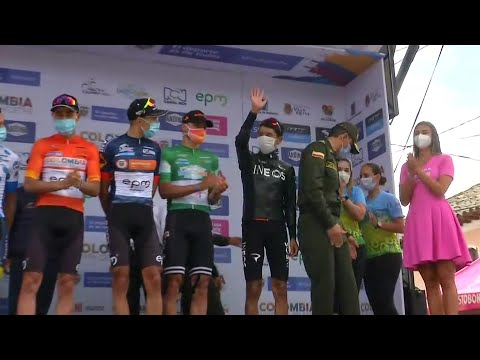 Bernal compartió con los ciclistas de la Vuelta - Teleantioquia Noticias