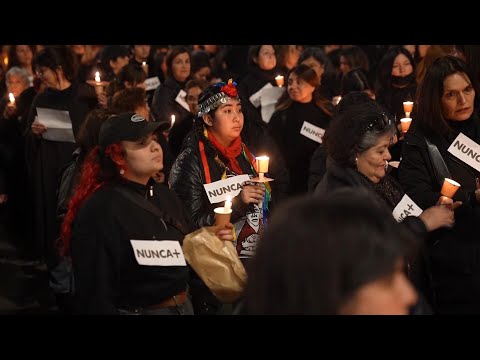 Women hold vigil in Santiago for Pinochet's victims