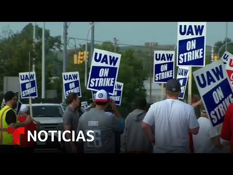 General Motors y Stellantis anuncian despidos tras huelga | Noticias Telemundo