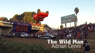 فيديو: مغامر يلف بسيارته 360 درجة في الهواء ويهبط بسلام