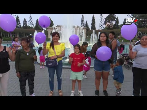 Día de la Mujer: Ciudadanas realizan un lazo humano en el Circuito Mágico del Agua