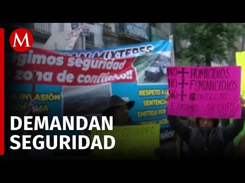 Pobladores de Mixtepec protestan en CdMx por falta de seguridad en el poblado