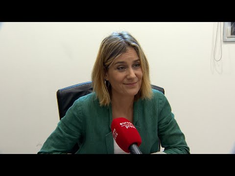Albiach pide a ERC que “acabe de empujar” para suspender a Borràs