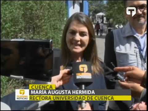 Estudiantes rinden exámen de admisión a la universidad de Cuenca