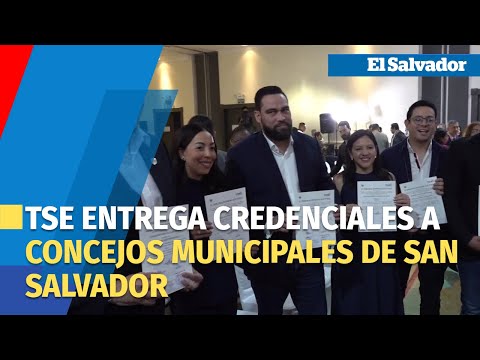 TSE entrega credenciales a Consejos municipales de San Salvador