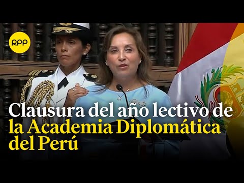 Dina Boluarte participa en la clausura del año lectivo de la Academia Diplomática del Perú