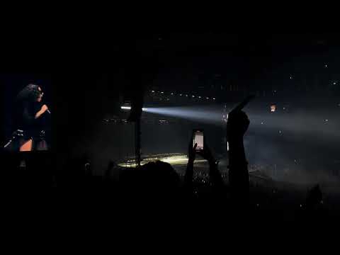 Charli xcx - "Talk talk" (Manchester, November 27th 2024)
