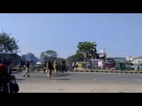 Indian farmers tear gassed in protest march