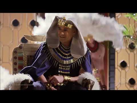 Nefertari apoia Ramsés em ação contra o povo hebreu - 'Os Dez Mandamentos'