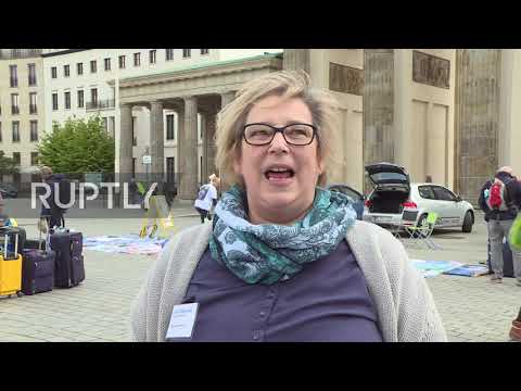 Germany: Travel agents call for COVID-19 financial aid at protest in Berlin