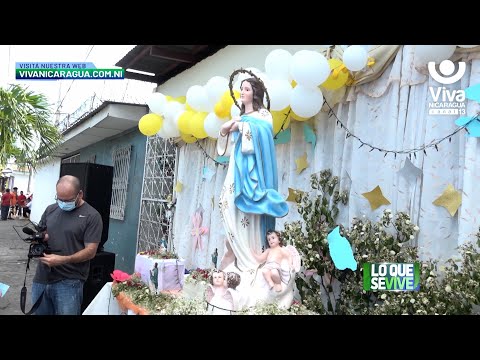 Familias del barrio Monseñor Lezcano le cantan a la madre del Jesús El Salvador