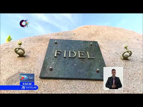 Rinden tributo a Fidel en el cementerio Santa Ifigenia en Santiago de Cuba